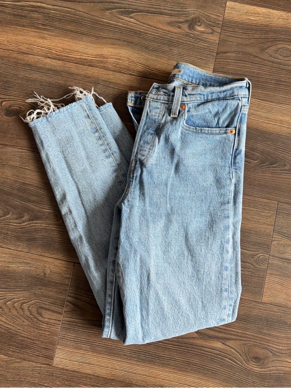 Levi wedgie jeans